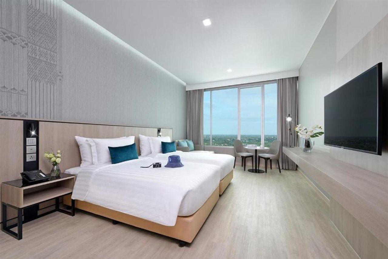 Centre Point Hotel Terminal21 Korat Накхонратчасима Экстерьер фото Deluxe Room
