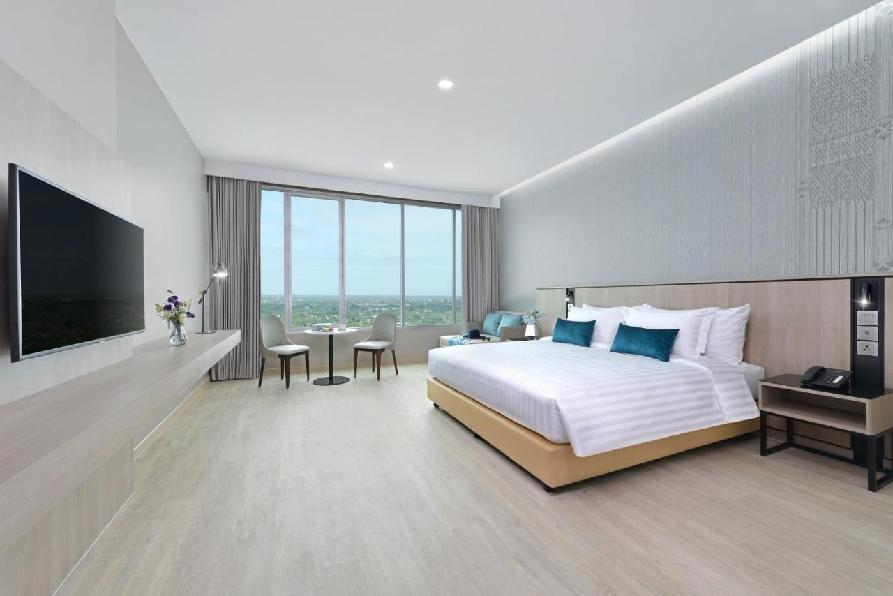Centre Point Hotel Terminal21 Korat Накхонратчасима Экстерьер фото Deluxe Room